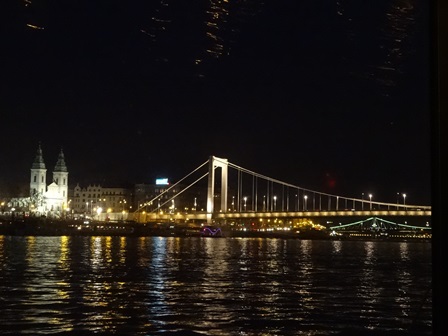 エルジェーベト橋