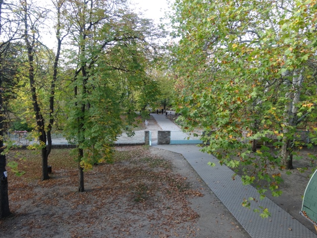 10月20日フニャ高校門