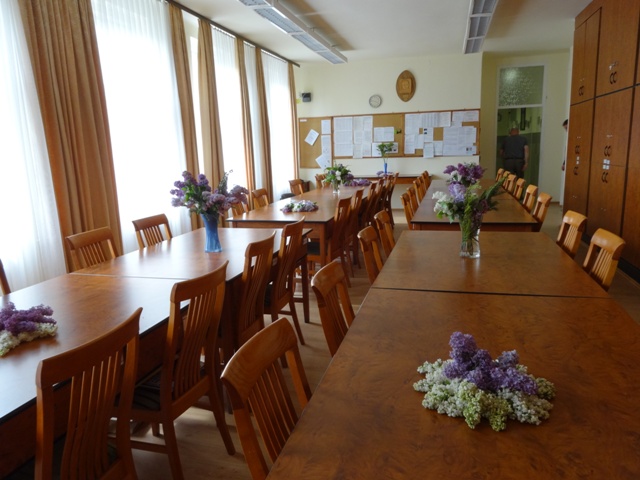 卒業式　職員室２