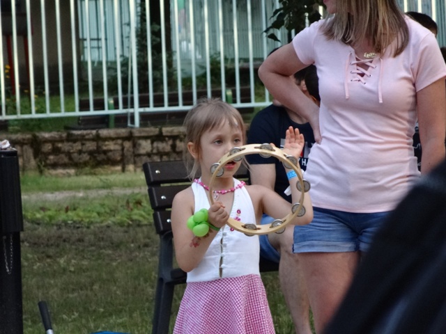 未来の打楽器奏者?